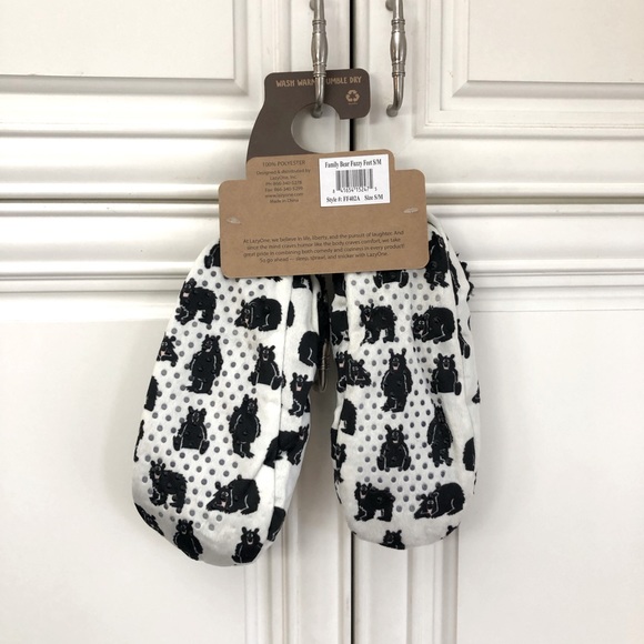🐻 NWT Lazy One Women’s Family Bear Fuzzy Feet slippers - Picture 4 of 9